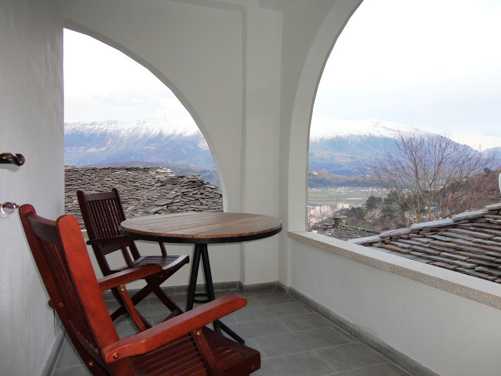 Hotel Kalemi 2 Gjirokastër Exteriör bild