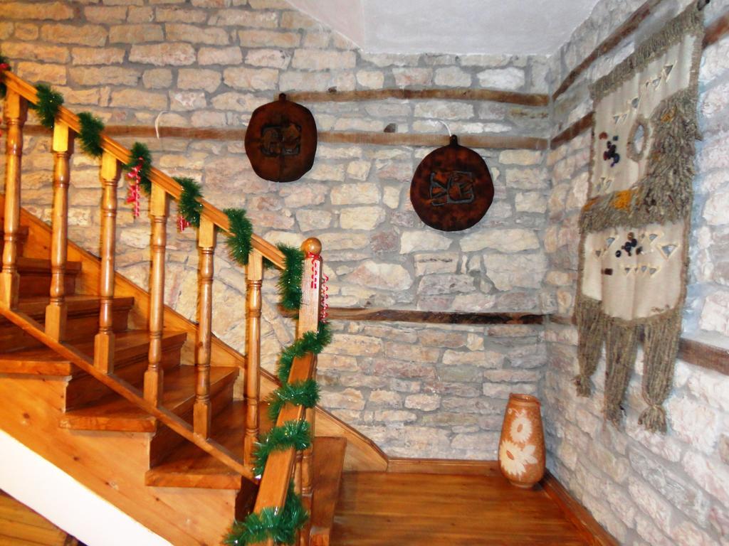 Hotel Kalemi 2 Gjirokastër Exteriör bild