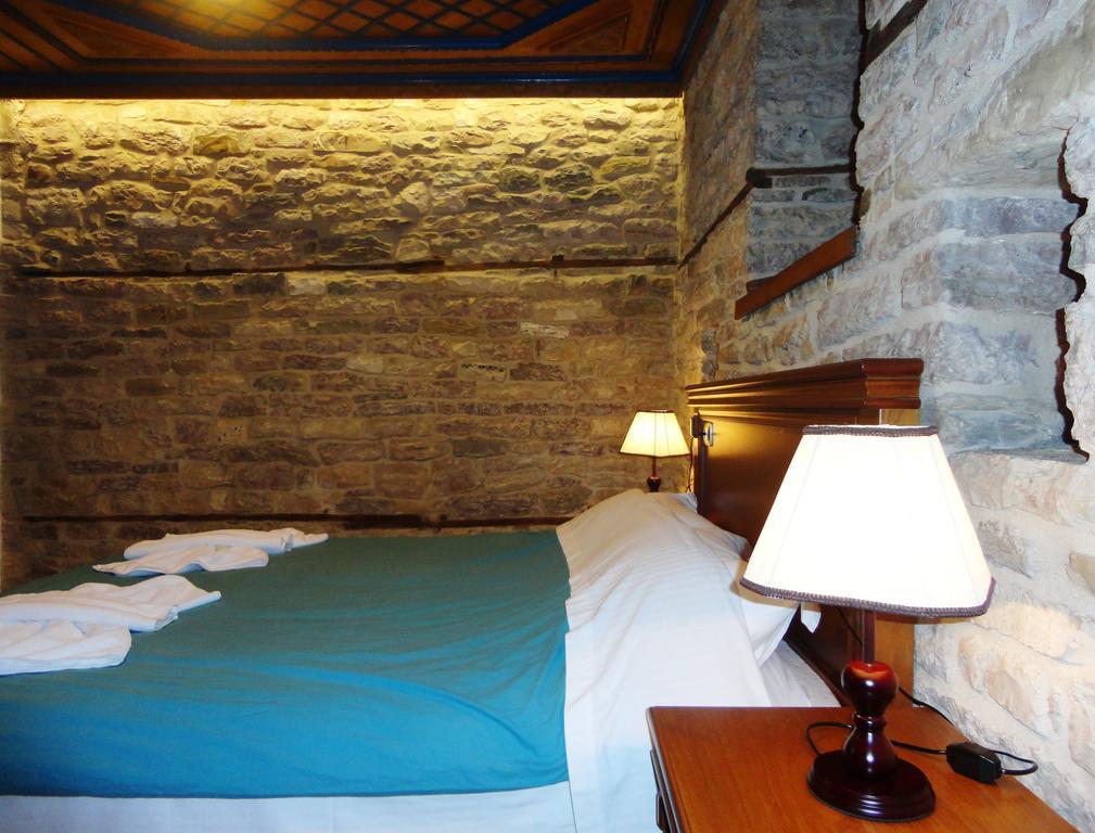 Hotel Kalemi 2 Gjirokastër Exteriör bild