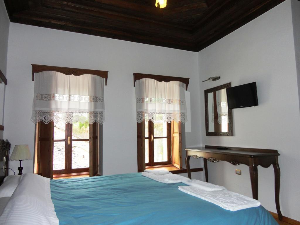 Hotel Kalemi 2 Gjirokastër Exteriör bild