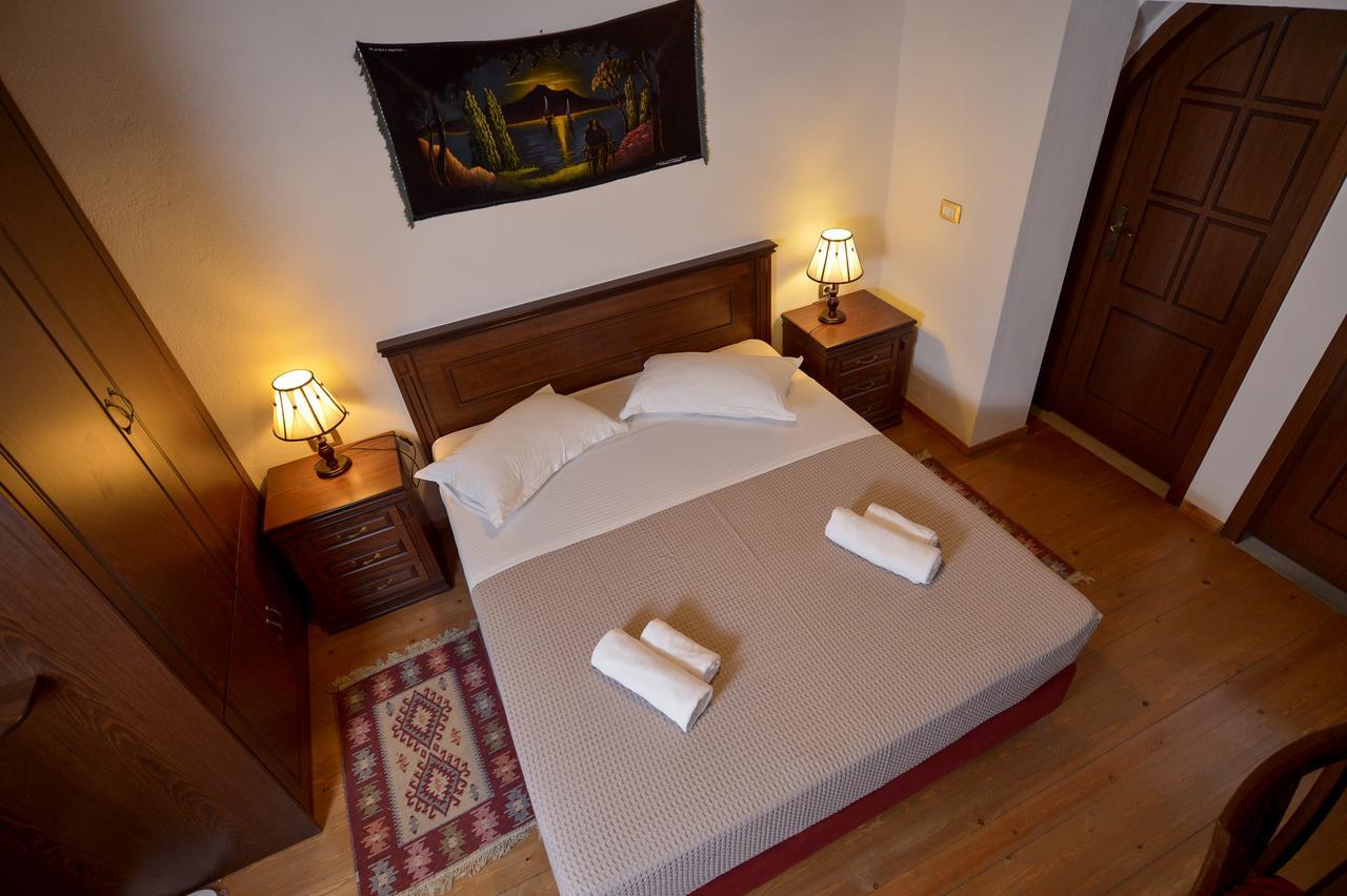 Hotel Kalemi 2 Gjirokastër Exteriör bild