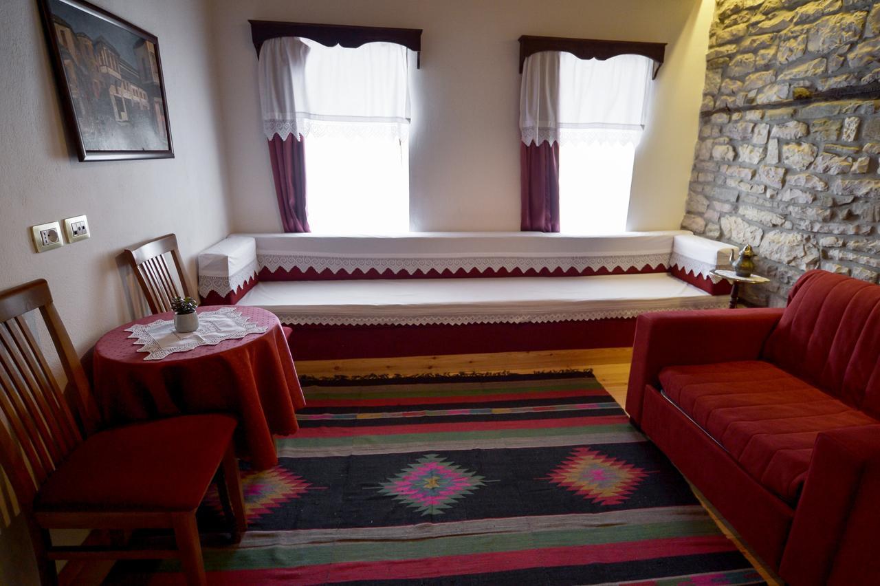 Hotel Kalemi 2 Gjirokastër Exteriör bild