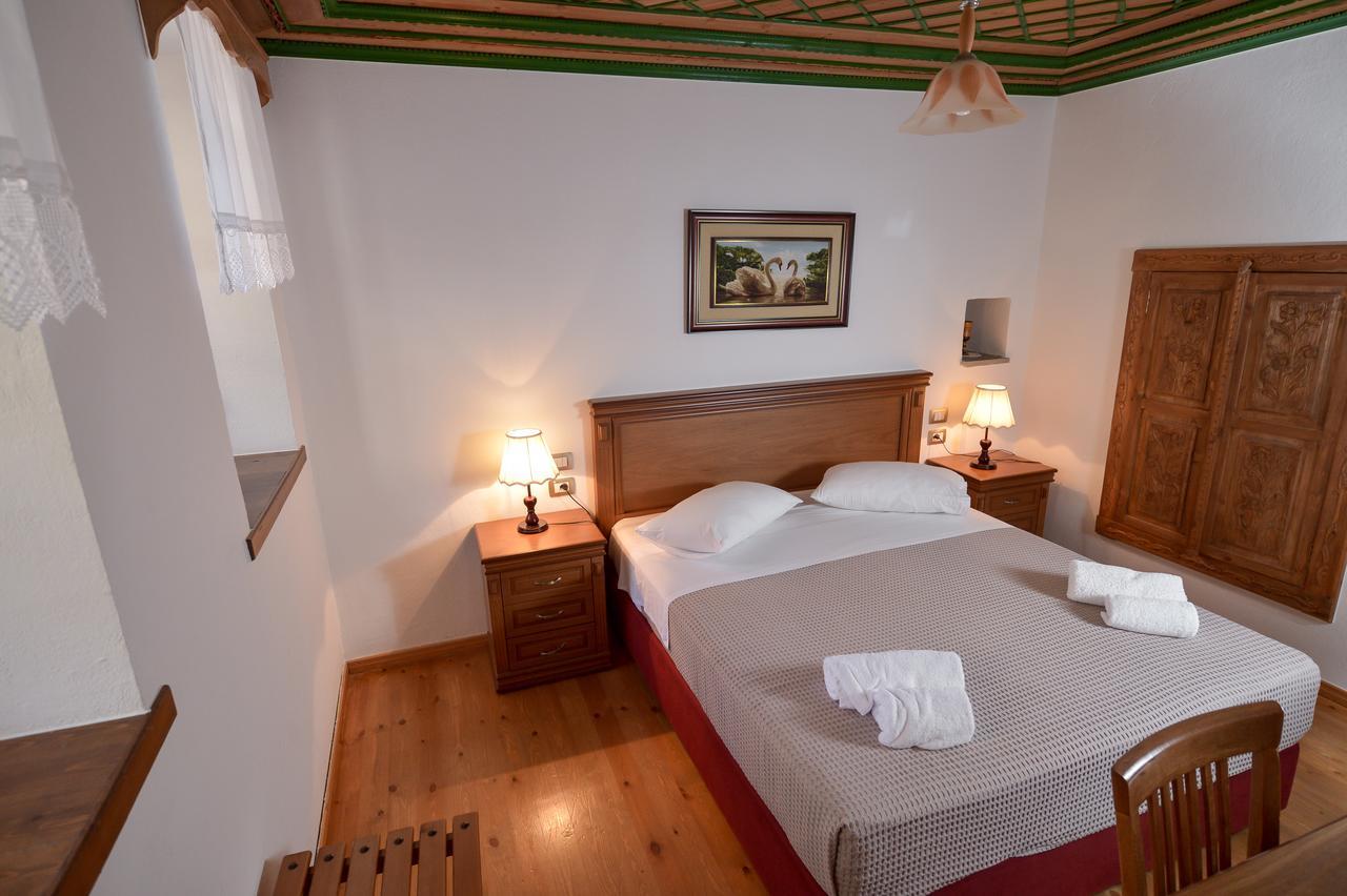 Hotel Kalemi 2 Gjirokastër Exteriör bild