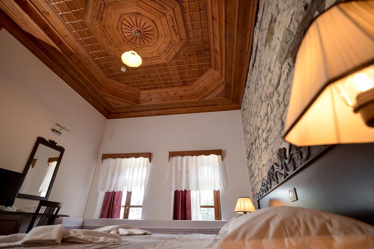 Hotel Kalemi 2 Gjirokastër Exteriör bild