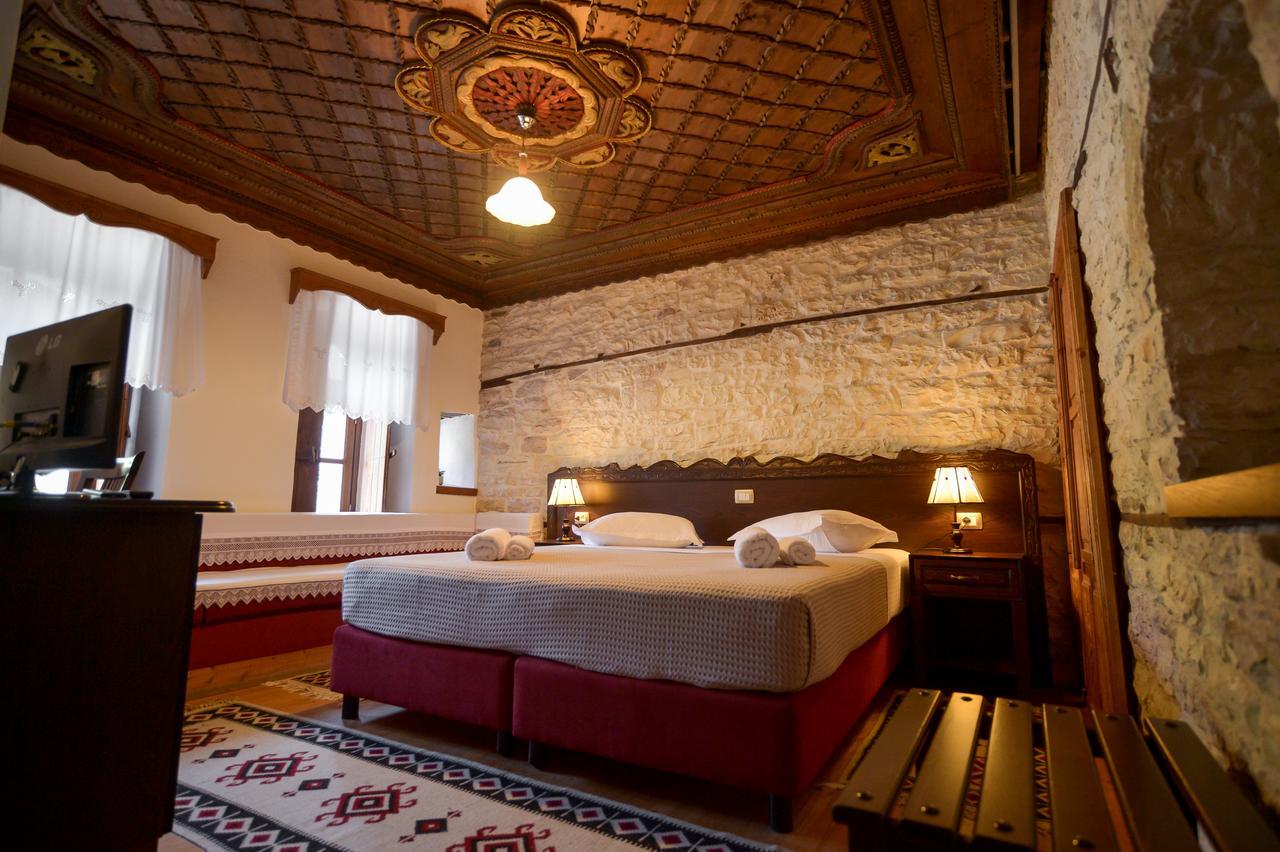 Hotel Kalemi 2 Gjirokastër Exteriör bild